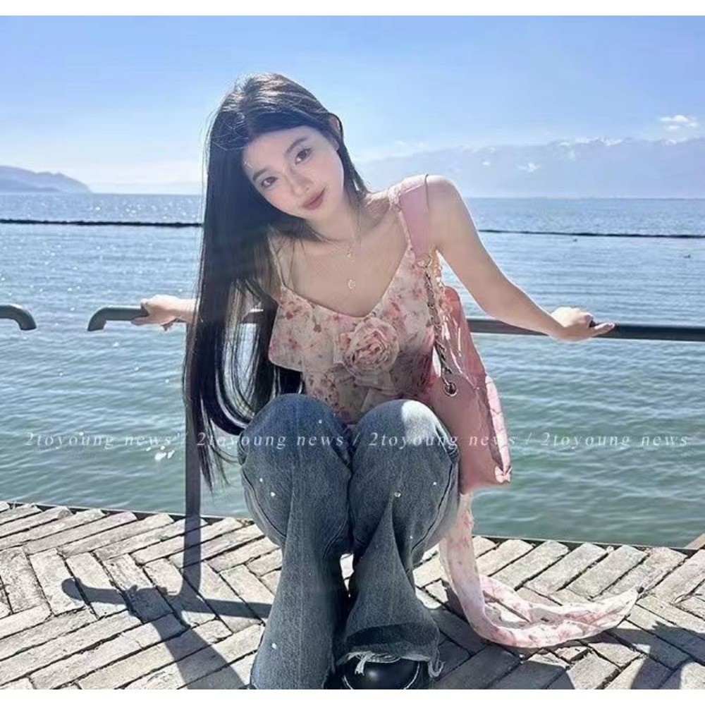 (Giao Hàng Nhanh Tại Hà Nội) Áo Yếm Hoa Ngắn Dành Cho Nữ 2024 Giảm Béo Thời Trang Mới Cho Mùa Hè Top | BigBuy360 - bigbuy360.vn