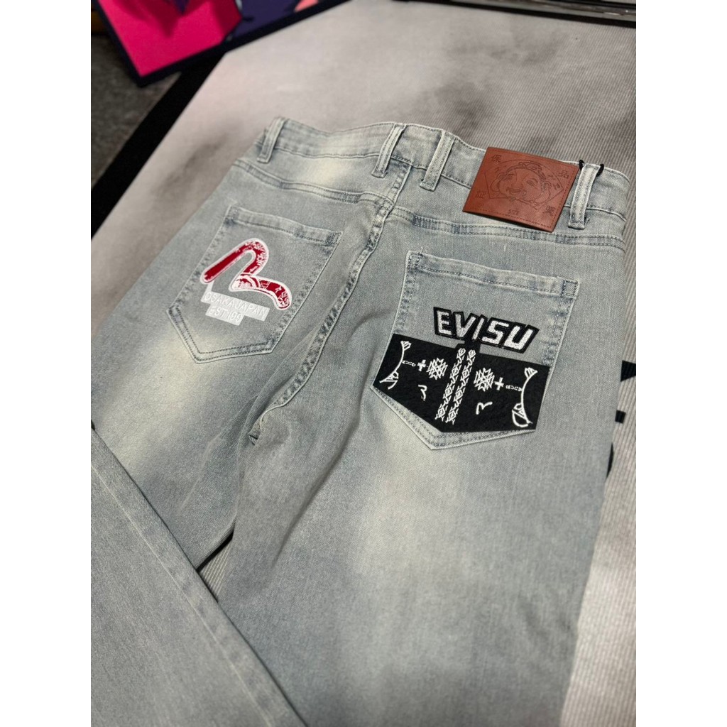 Quần jean EVISU slim fit thời trang dạo phố
