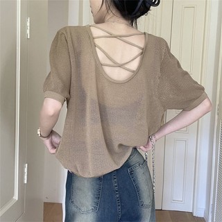 Áo thun dài tay thiết kế rỗng màu đen Tất cả các trận đấu ngắn trên lưng Thiết kế rỗng