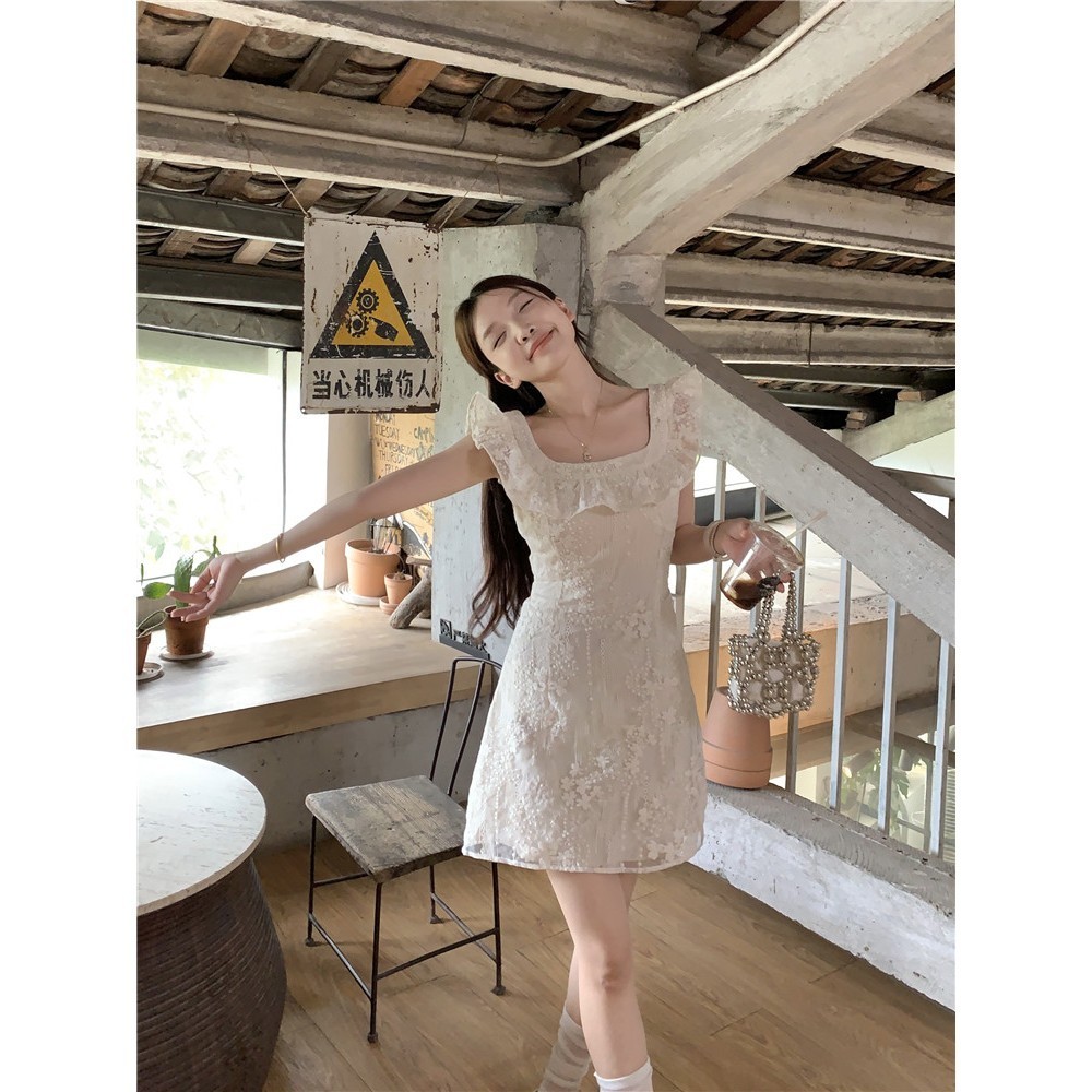 「MOTEL7」Váy xù thêu ren eo hẹp mỏng hơn Váy dài