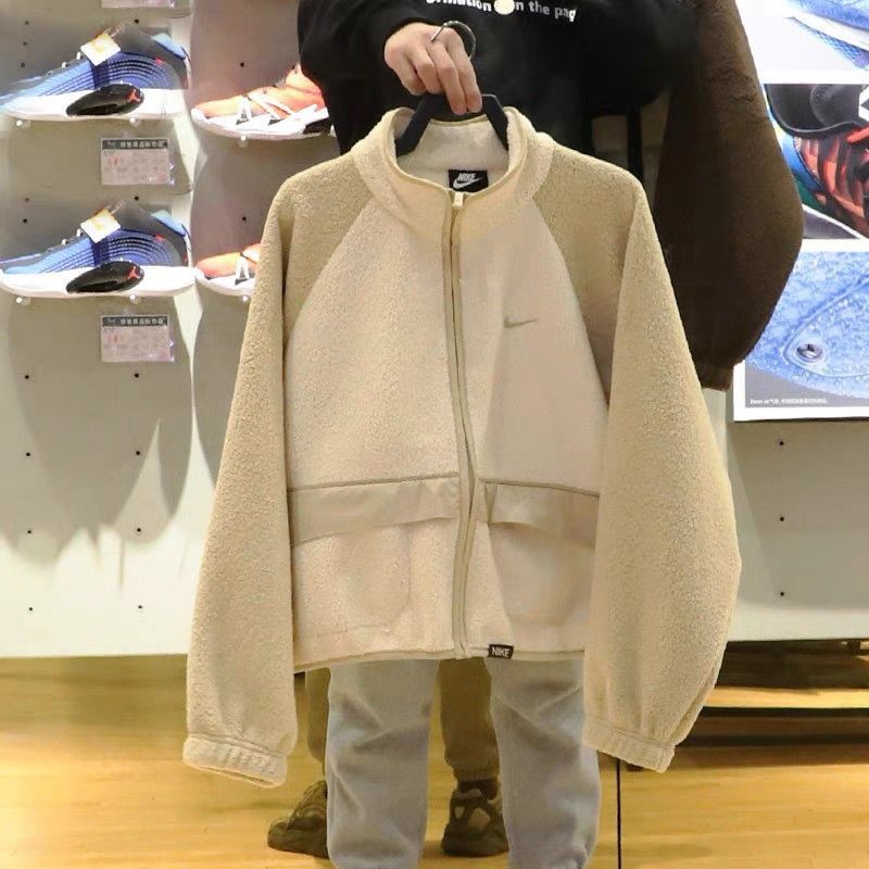 Áo khoác lông cừu nữ Nike Rocker cổ đứng ấm áp chắp vá thể thao Áo khoác chống gió thông thường DD5719