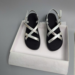 Dép quai hậu đan dây 3 màu đế đen có khoá móc vuông đi học đi chơi LuxyShoes LX198