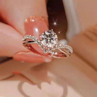 Lễ đăng quang cho tình yêu Nhẫn cặp đôi Nhẫn bốn móng Một cặp nam nữ Nhẫn cưới Vương miện mở Nhẫn đôi