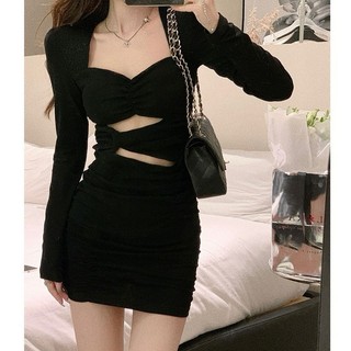 Thời trang nữ thu đông tôn dáng váy đen xếp ly eo