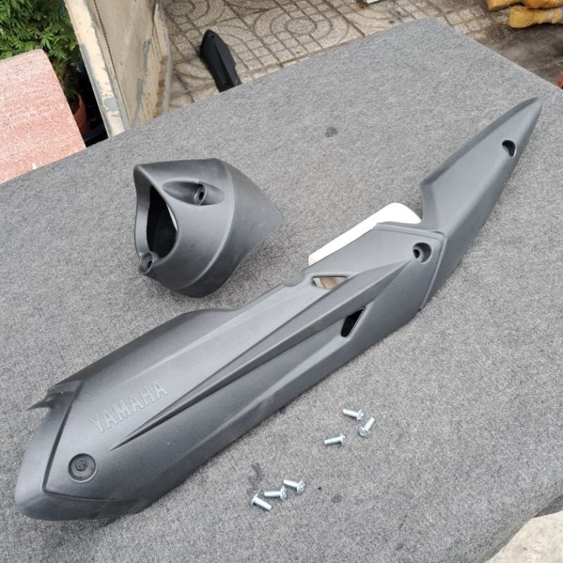 Ốp Pô LC V6 Đen Nhám cho pô zin EXCITER 135-150 [Phải Chế Pát]