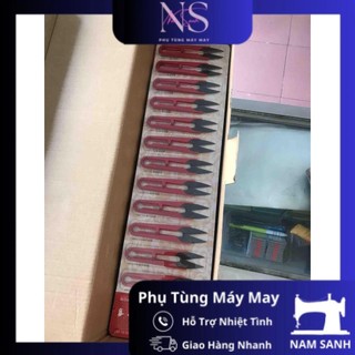 KÉO BẤM CHỈ NHỰA ĐỎ