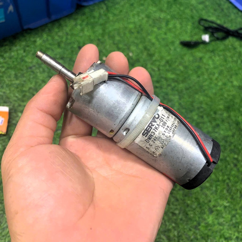 Motor giảm tốc SERVO JAPAN 24V DC 200 vòng trên phút