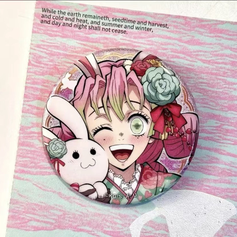 Demon Slayer / Mitsuri Kanroji / Demon Slayer Năm Mới Huy Hiệu Dễ Thương Mitsuri Kanroji Trâm Cài Ti