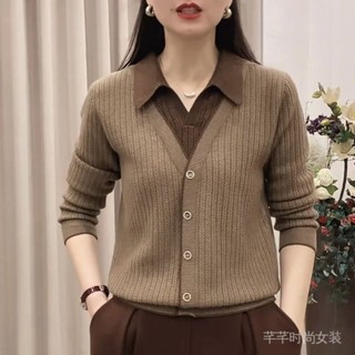 Áo dệt kim hai chiếc giả áo len mặc bên ngoài rộng rãi Kiểu Tây mẫu mới 2024 thu đông cho nữ áo cổ bẻ ghép nối áo SVOA