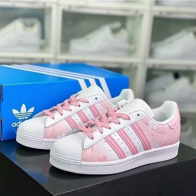 Giày trượt patin nữ EG4960 phong cách retro hoa anh đào