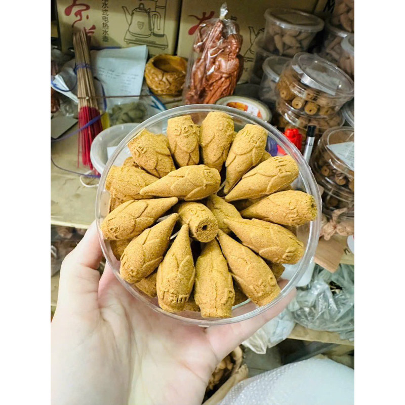 Hộp nhang nụ xông trầm gỗ bach xanh. ngọc am