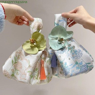 Trendytrendz Túi xách phong cách Trung Quốc mới Túi mẹ Mặt dây chuyền hoa thanh lịch Túi lưu trữ bé gái Túi đựng mỹ phẩm Túi đựng đồ ăn trưa Túi đựng đồ nhỏ