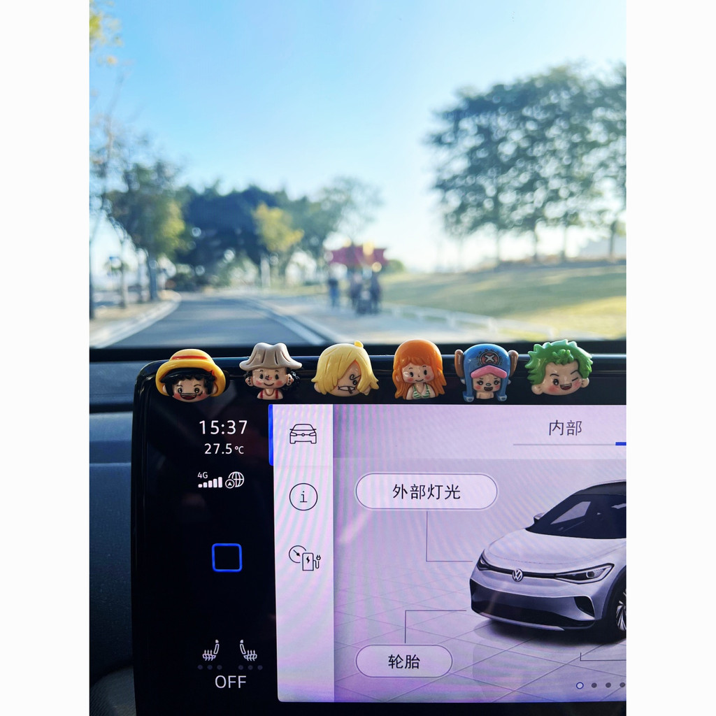 SGLink One Piece Q Phiên bản Màn hình dễ thương Hoạt hình Bảng điều khiển trung tâm Trang trí xe hơi