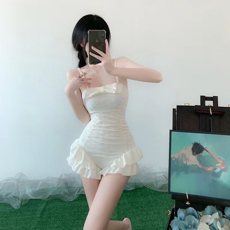 Set bộ đồ bơi bikini áo tắm thiết kế họa tiết gợn sóng phối 2 dây ngọc trai bèo nhún điệu đà HMH BKN48 | BigBuy360 - bigbuy360.vn