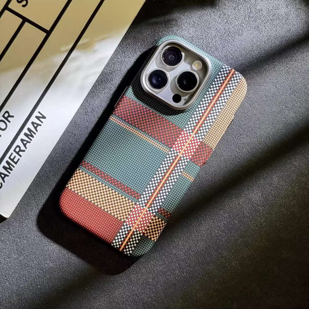 [JLK] Magnetic Kevlar Carbon Fiber Pattern For iPhone 15 Pro Max 14 13 12 Pro Plaid Personalized Pho