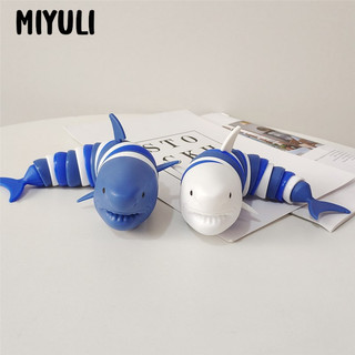 Con Sâu Cá Mập Đồ Chơi Dễ Thương Cho Bé