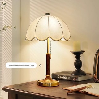  Đèn bàn phong cách retro Pháp gỗ nguyên khối đèn ngủ cao cấp cho phòng học và phòng ngủ 