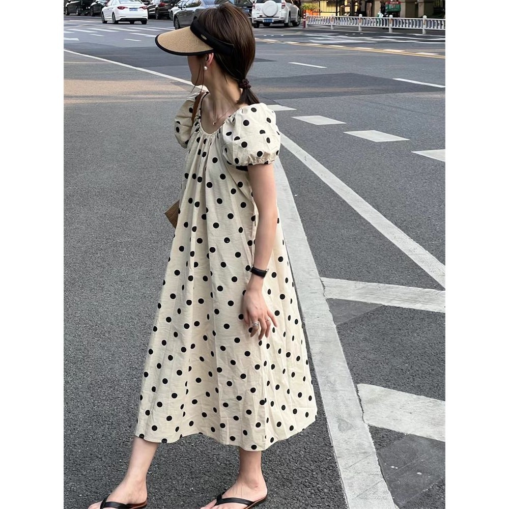 Váy Dài Chấm Bi Màu Tương Phản Cổ Điển Bong Bóng Mẫu Mới Mùa Hè Váy Liền Trẻ Trung Rộng Rãi Thắt Dây