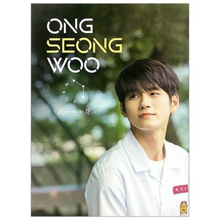 Sách Khoảnh Khắc Tuổi 18 - Moments Of Eighteen