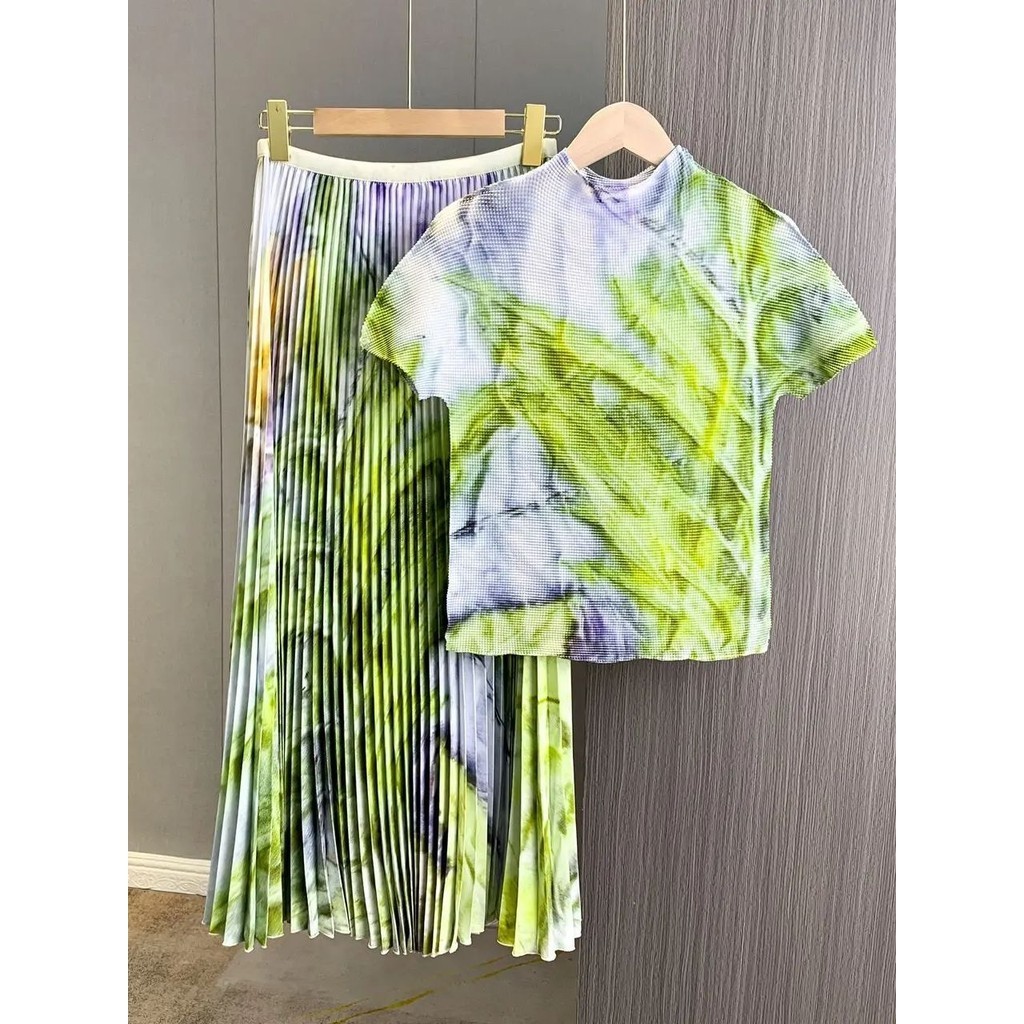 Miyake Xếp Ly Ngô Gấp Hoa In Áo Thun Tay Ngắn Top + Eo Co Giãn Xếp Ly Dài Midi Bộ Váy Mùa Hè Hai Mảnh Phù Hợp Với