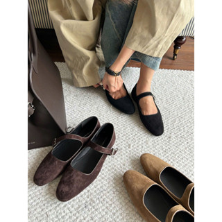 (HÀNG SẴN )Giày bệt da lộn mẫu mới siêu xinh Lamode thu đông 2024 LC 606-12