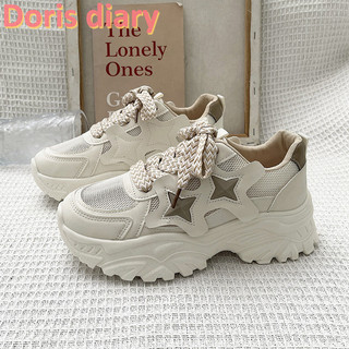 【Doris diary】Giày thể thao thoáng khí dành cho nữ thời trang phong cách mới giản dị đế dày tăng chiều cao giày thể thao chạy bộ phẳng dành cho sinh viên