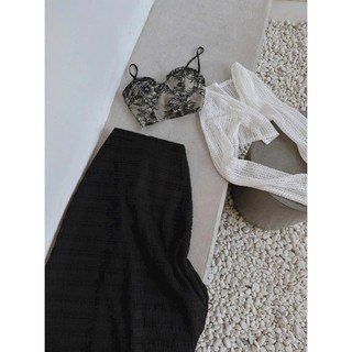 Set khoác lưới + áo cúp dây ren đen + chân váy midi đen
