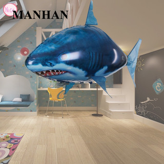 Đồ chơi cá mập bay điều khiển từ xa