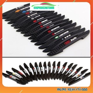 Bộ 4 miếng dán cao su logo theo hãng xe chống trầy xước va đập cửa xe ô tô