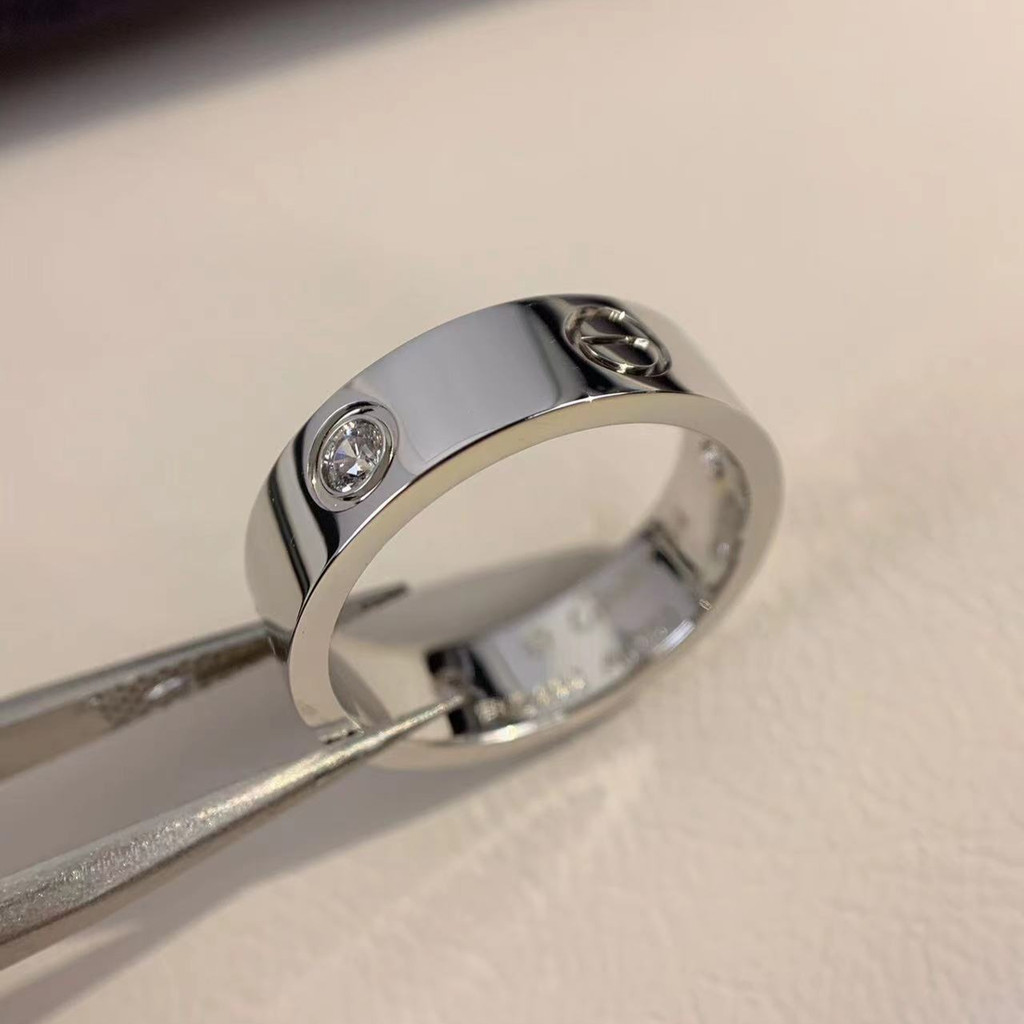 Nhẫn Thép Titan Đính Kim Cương Phong Cách Âu Mỹ Cổ Điển Thời Trang