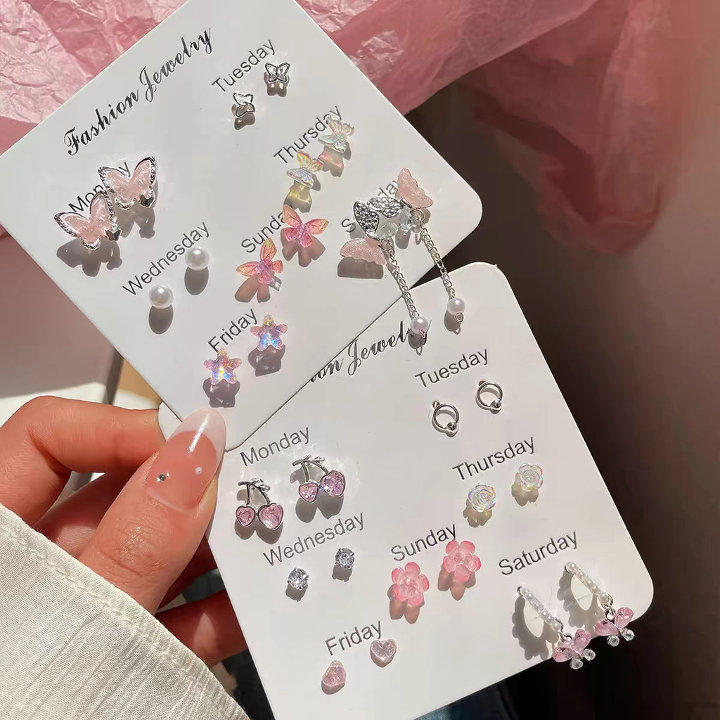 Bộ Bông Tai Một Tuần Phong Cách Mới 2025 Nữ