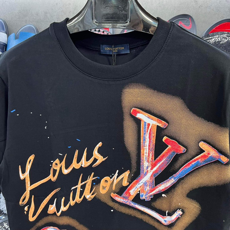 Áo Phông LV loang nâu Nam Nữ Hot Trend Chất Liệu Cotton Thoáng Mát Dày Dặn Siêu Hot Vận chuyển 24 giờ | BigBuy360 - bigbuy360.vn