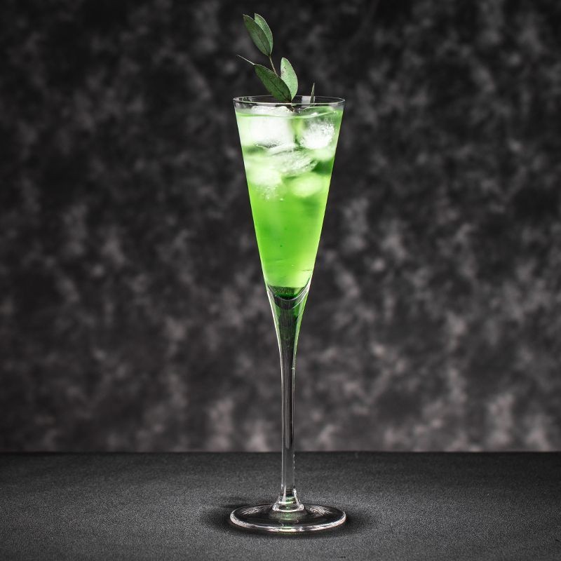 Ly thủy tinh pha lê, ly champagne có chân cao, ly cocktail hình chữ V, ly martini, ly rượu vang sủi,