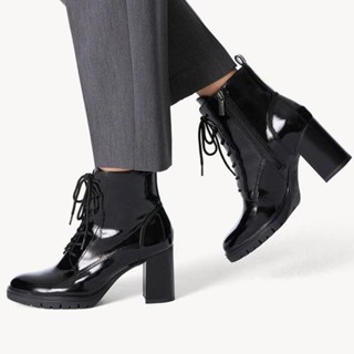 Boot xuất dư da bóng