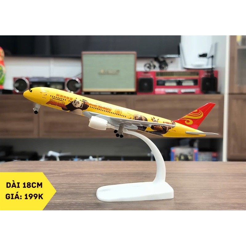 Mô hình máy bay Hainan Airlines Kungfu Panda Yellow