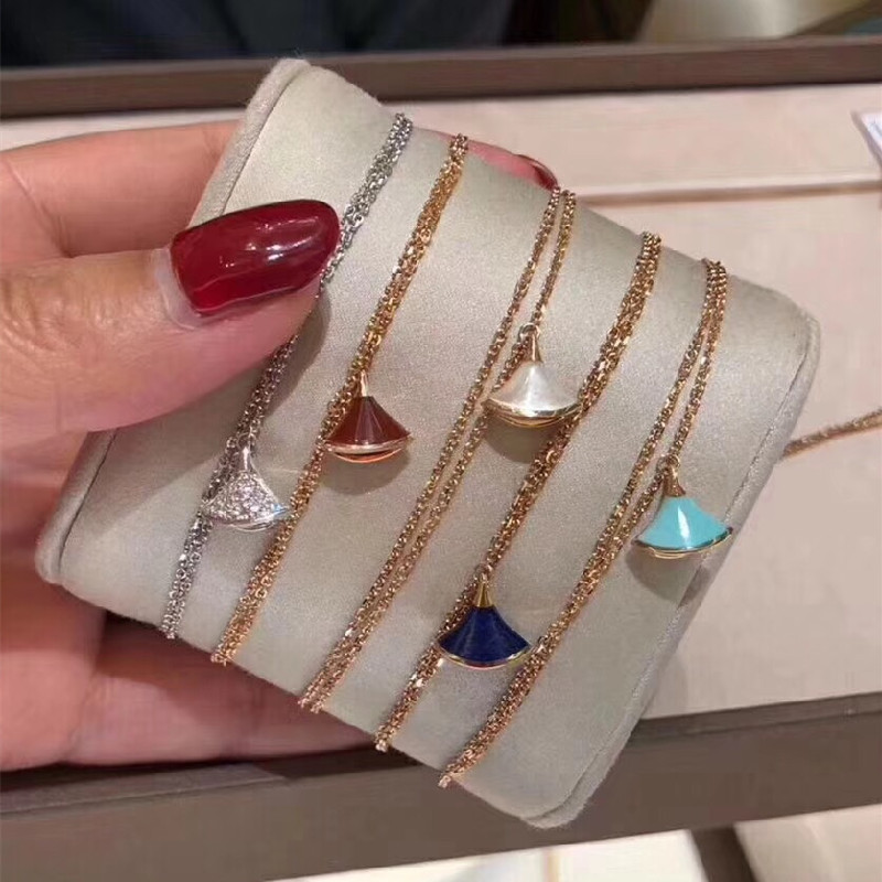 Giảm giá đặc biệt - Hurry Mã khuyến mãi: 18K