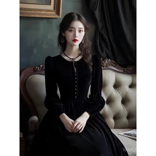 [Yi Chengcheng] Giao hàng nhanh Váy nhung đen phong cách Hepburn kiểu Pháp mùa thu phong cách mới của phụ nữ Xếp Nếp váy vintage cổ điển SDKD