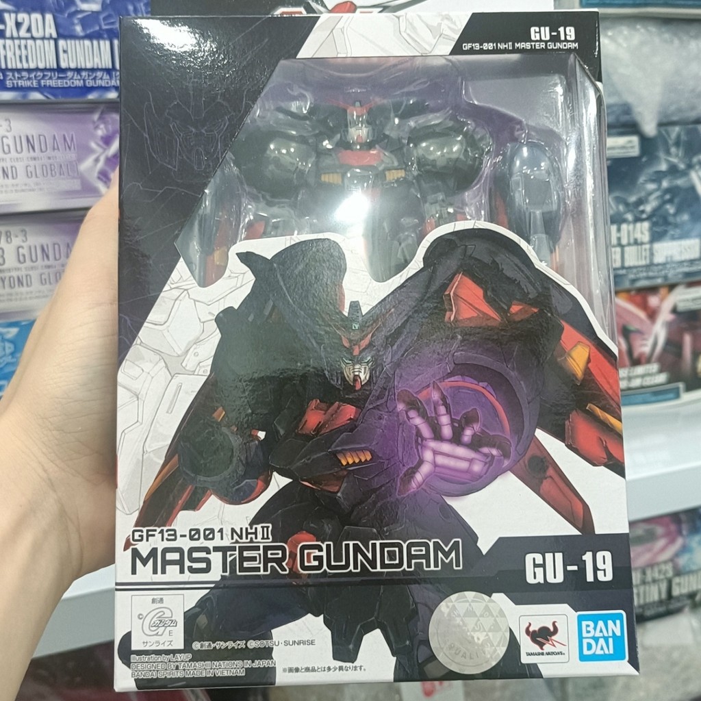 Model Bandai Gundam Universe GU GF13-001 Lord Gundam đã hoàn thiện và có thể di chuyển