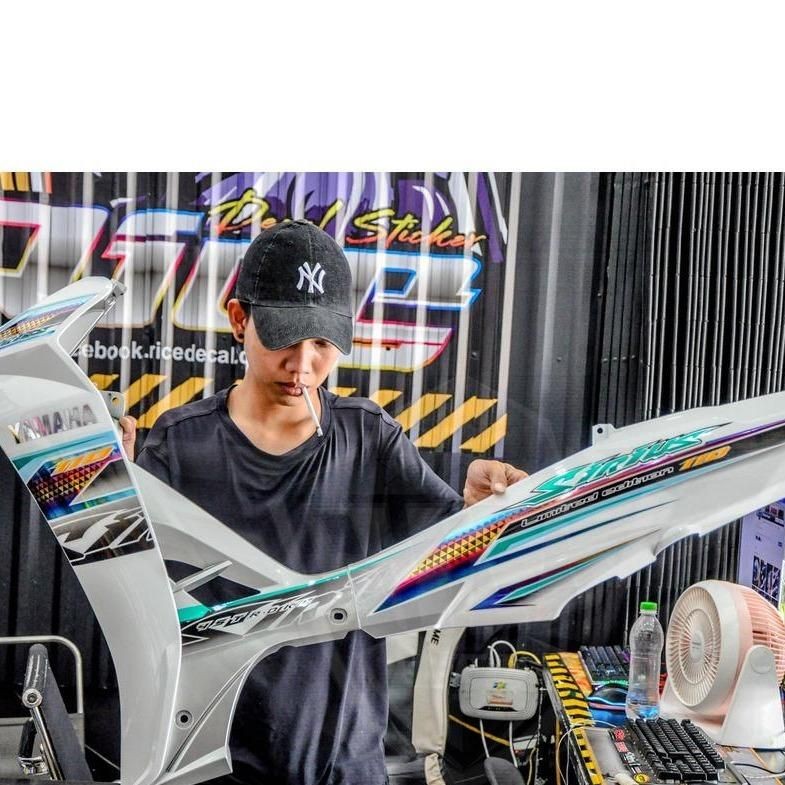 Tem Sirius Trắng Yếm trong bạc Titan HE ( Tem in thường )