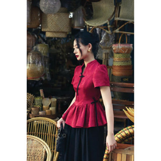 Set áo gấm đỏ cổ tàu tôn dáng sang trọng kèm chân váy xoè che khuyết điểm NH29