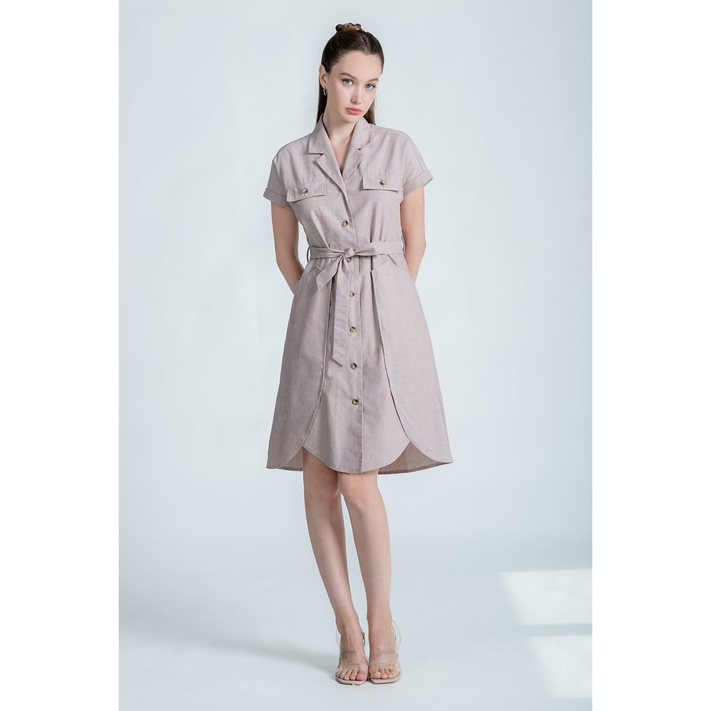 Đầm Nữ Cổ Vest Thanh Lịch , thời thượng, trẻ trung, nữ tính Freelancer - FWDR24FH03C