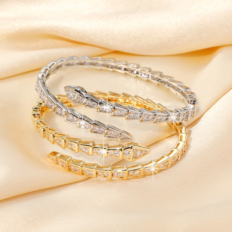 Chất Lượng Cao Micro-Ind Zircon Phong Cách Thời Trang Hình Rắn Thiết Kế Vòng Tay Nữ Niche Thiết Kế Cao Cấp Cảm Giác Cặp Đôi Móng Tay Đơn Giản Phụ Kiện Tay Trang Sức Quà Tặng