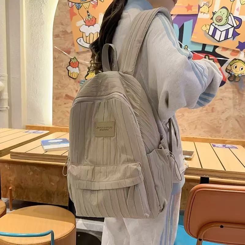 Balo đi học thời trang nữ Zmin, đựng vừa laptop 15.6inch, A4 - Z099