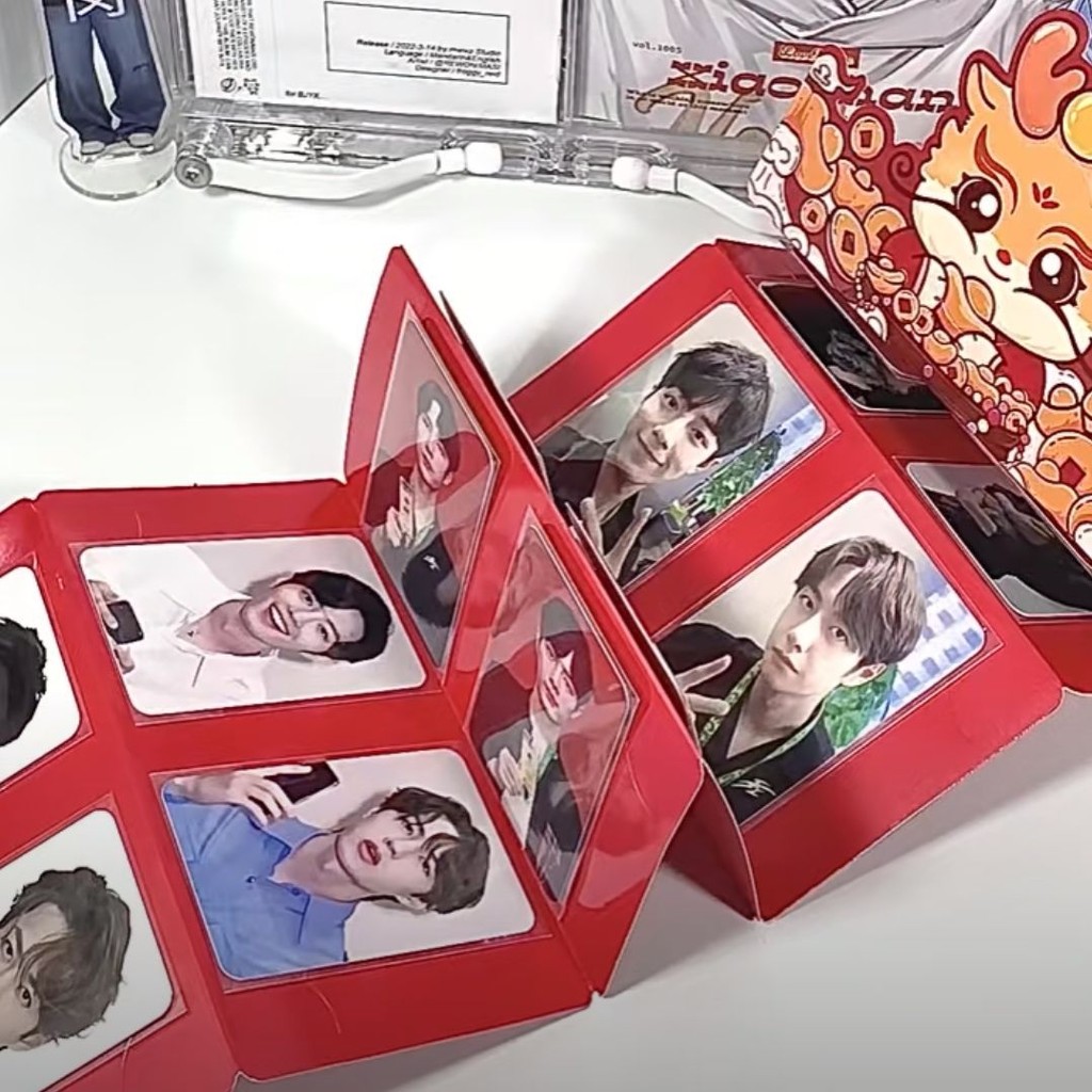 Blogger cùng một thẻ nhỏ co giãn phong bì màu đỏ tự làm Blogger cùng một thẻ nhỏ co giãn phong bì mà