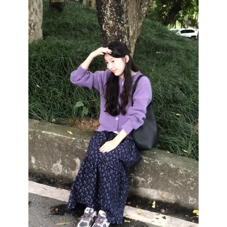 【Bess's house】áo khoác len cardigan+váy hoa nhí, bộ áo dệt kim tím nhẹ nhàng, váy hoa cao cấp, đầu thu 2024 | BigBuy360 - bigbuy360.vn