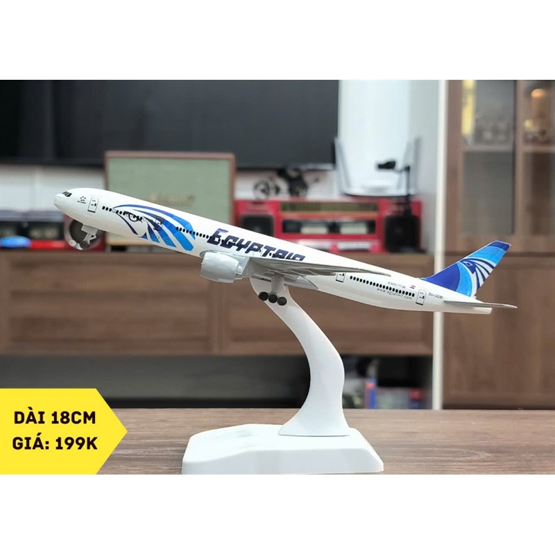 Mô hình máy bay Egyptian Air Boeing 777 18cm