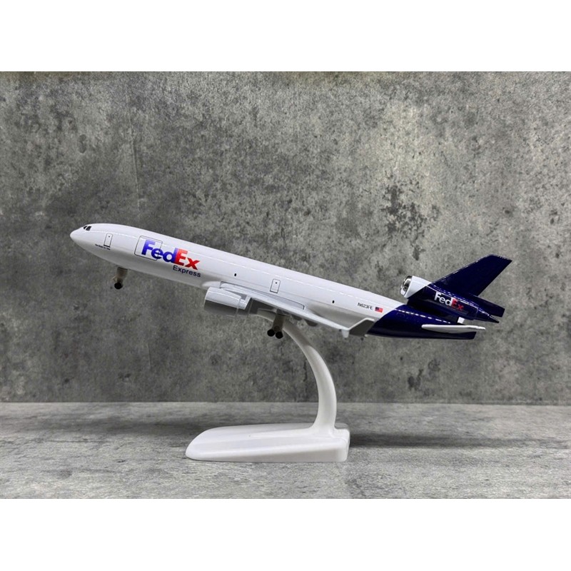 Mô hình máy bay Fedex MD11 20cm
