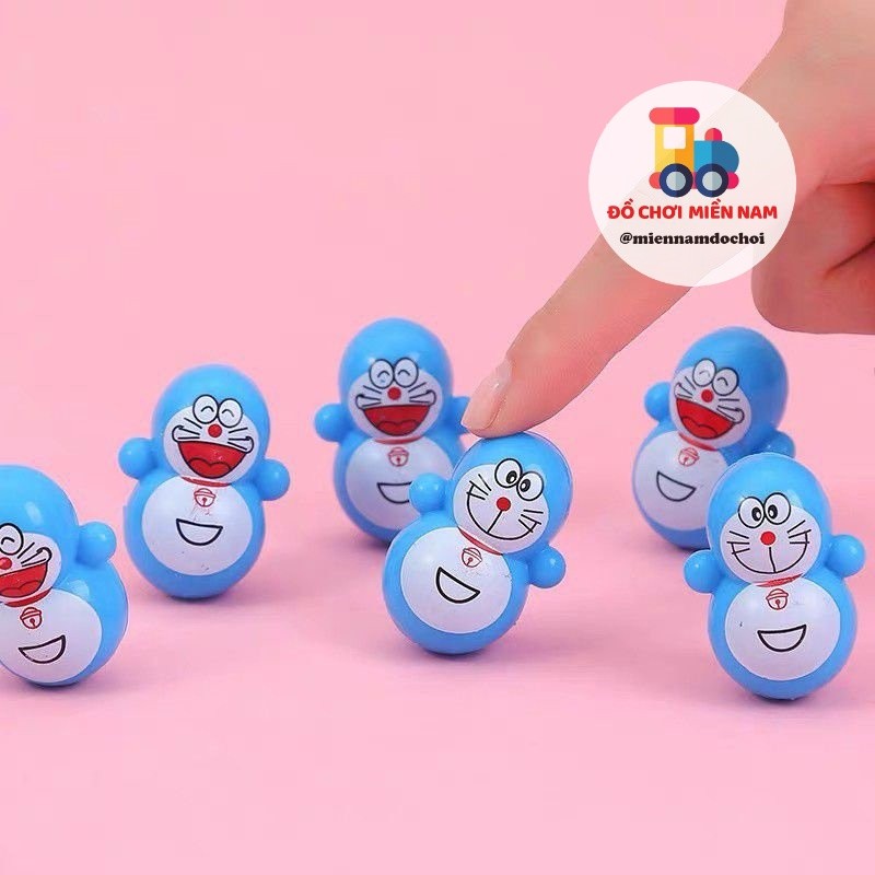 Đồ chơi lật đật mini doreamon đô rê mon