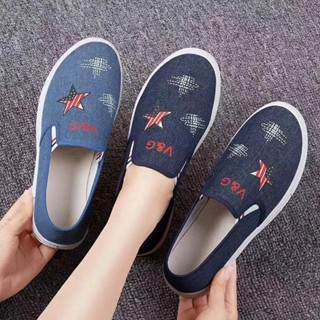  Giày vải Bắc Kinh kiểu mới cho phụ nữ giày vải không trượt thoáng khí giày đế dày thấp thoải mái 