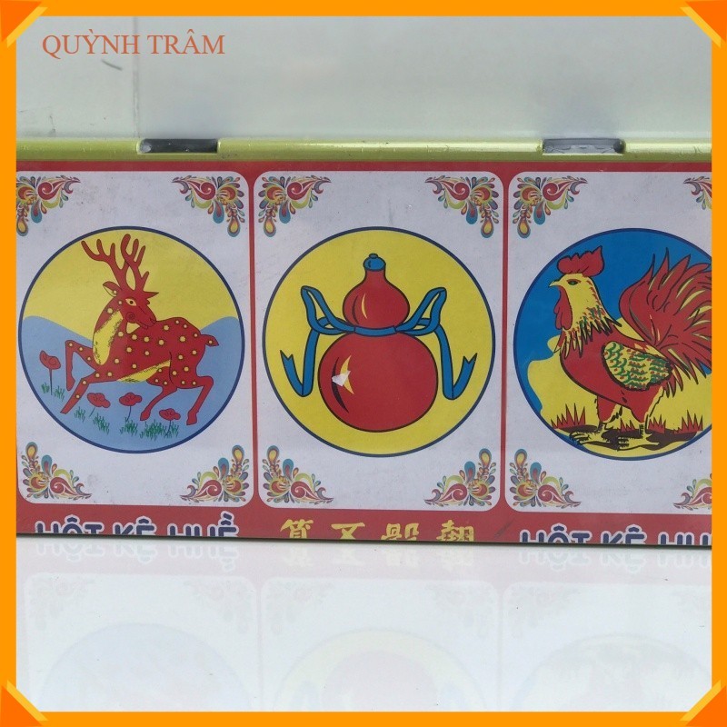 Bộ Bầu Cua Tôm Cá BÀN NHỰA Xúc Xắc giấy cao  Cấp - Lắc Bầu Cua . (vpp quynh tram)